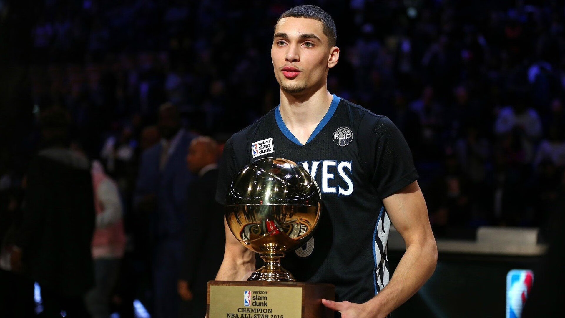 费城之夜，76人用一场完胜宣告冠军野心—季后赛焦点战深度解析